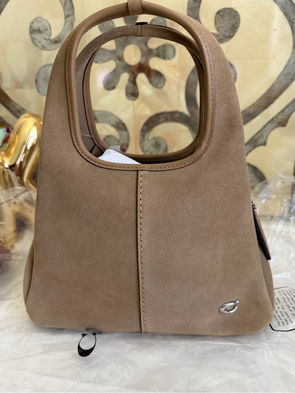 Coach Peanut  Suede Lana 23 Satchel NWT HTF - Picture 3 of 17